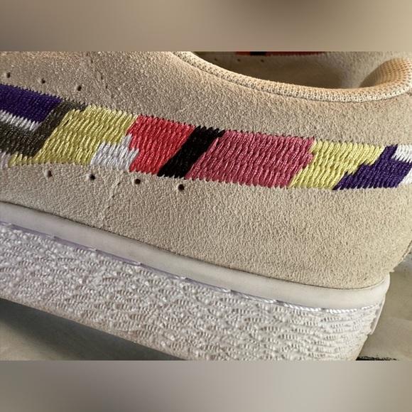 Puma Suede Lace Up Womens Beige Sneakers Shoes w/ color blocking sz 8.5 - Picture 5 of 7